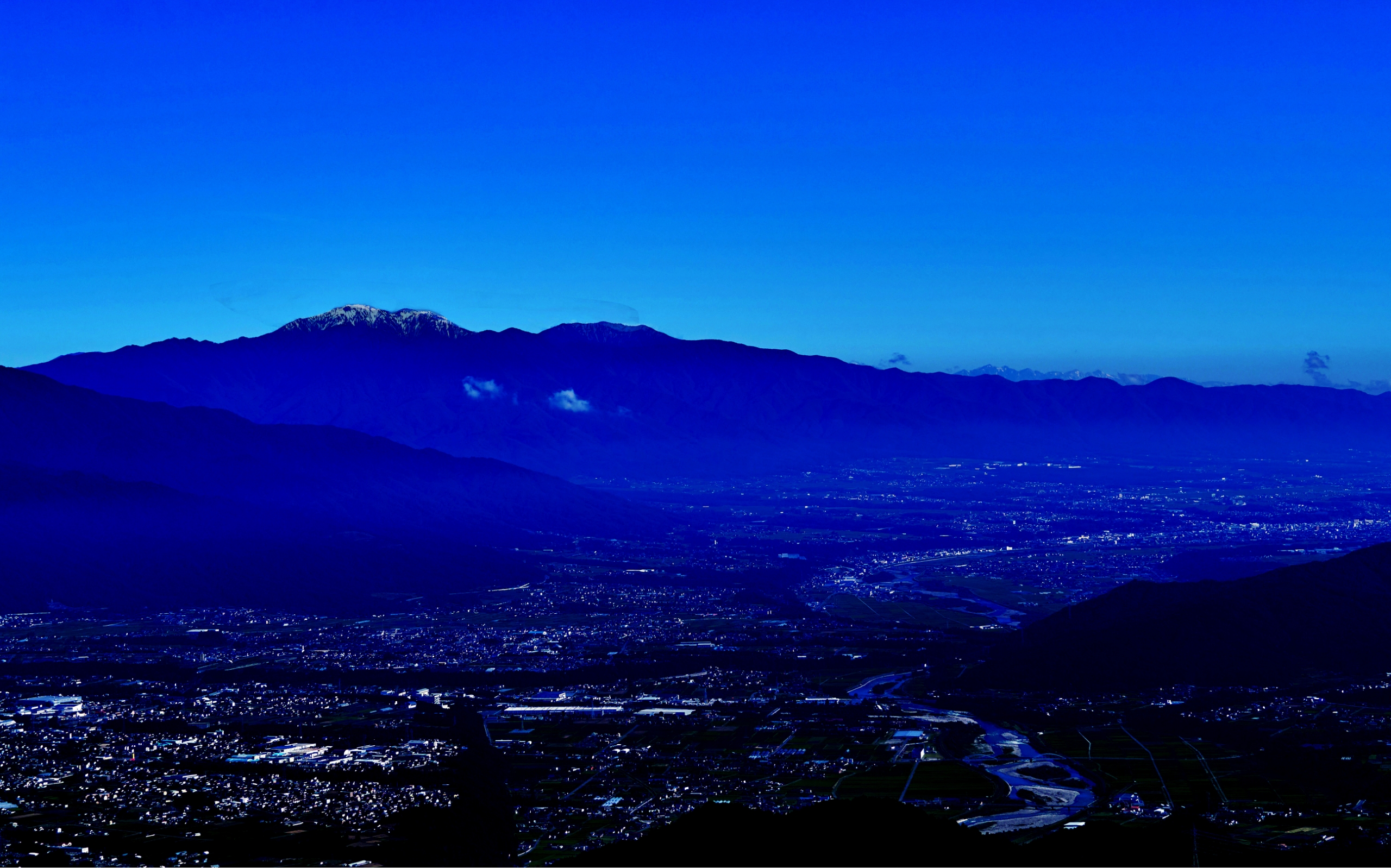 アルプスのふもと